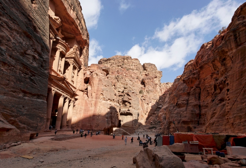 Treasury, Petra (Wadi Musa) Jordan 3.jpg